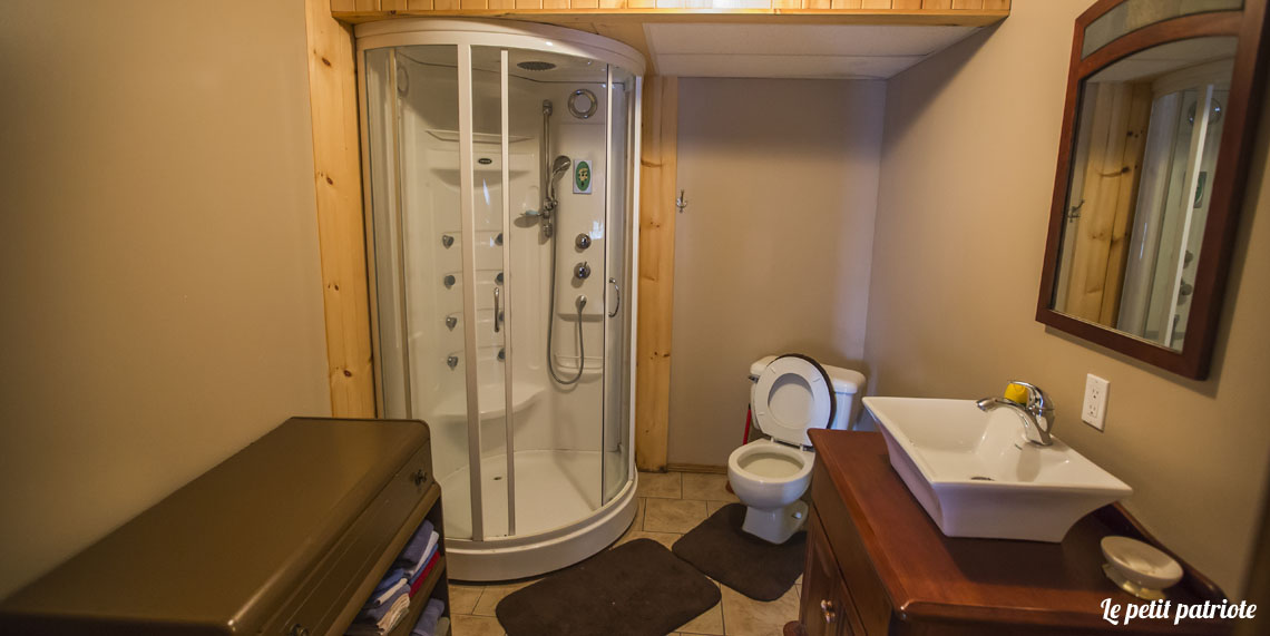 Salle de bain secondaire